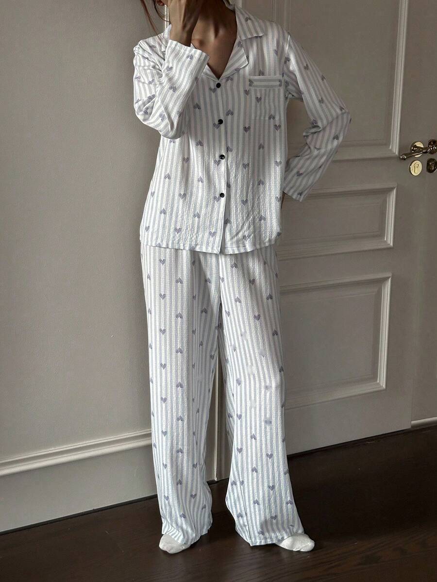 SHEIN 女士休闲纹理面料爱心印花纽扣长袖上衣和裤子睡衣套装，舒适优雅细节，秋冬服装 - 藍色 - 查看 1