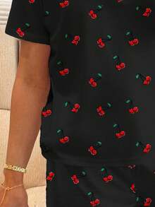 SHEIN Leap Crew 可爱迷你樱桃印花“Chill Chill Summer”女童休闲简约圆领短袖短裤睡衣套装，适合夏季 - 彩色 - 查看 4