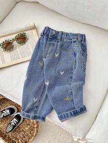 SHEIN Baby Girl Y2K Colorful Heart Embroidered Loose Flared Denim Pants, Blue, Heart Jeans Baby Girl,Fall Clothes,Autumn Clothes ,Casual And Fashionable Vacation Outfits, Baby Jeans Pants Girls, Toddler Girl Jeans Winter - Light Wash - View 7