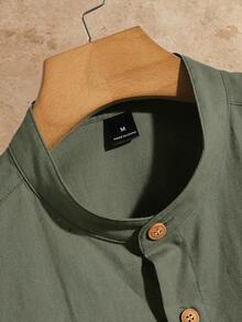 HIMLAND 男士休闲字母皮革贴片装饰立领修身短袖衬衫 - 綠色 - 查看 3