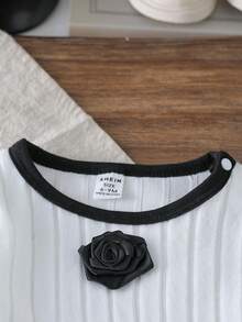 Baby Girl Round Neck Open Shoulder Long Sleeve Ribbed Textured Faux Pocket Rose Flower Decor Bodysuit, Suitable For Spring, Autumn & Winter, Elegant & Versatile Fall - White - View 4