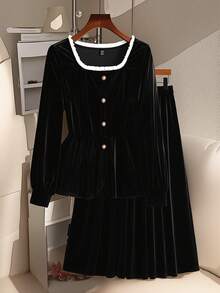 GlowEve CURVE 大码女式法式纯色高端蕾丝拼布天鹅绒上衣和松紧腰裙两件套 - 黑色 - 查看 1