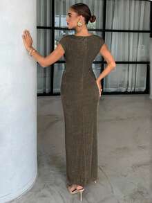 Lavishia 夏季杏色金属光泽修身长款圆领短袖时尚女式上衣 - 棕色 - 查看 2