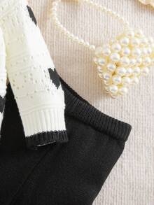 SHEIN مجموعة كنزة صوفية وبنطلون محبوكة للأطفال البنات بنمط قلب ملون، كاجوال للخريف/الشتاء، 2 قطعة