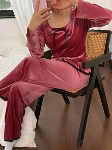 SHEIN Solid Color Velvet Southern French Style Contrast Lace Patchwork Ruffle Trim Long Sleeve Pajama Set For Women, Fall Winter Clothes - Watermelon Pink - View 2