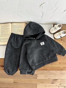 SHEIN 2pcs/Set Toddler Boys/Girls Black Hoodie Sweatshirt And Sweatpants Outfit, Comfortable Casual Basic Hoodies And Pants Set, Suitable For Indoor, Outdoor, Daily Wear, Sports, Play, Party, Photography, Holidays In Autumn/Winter Baby Boy Sweatsuit Baby Set Autumn Winter Season Baby Tracksuit Baby Boys Outfit Late Fall Baby Boy Hoodie Set - Black - View 3