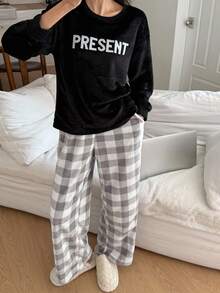 DAZY Conjunto de pijama de franela con bordado de letras y pantalones a cuadros esponjosos para mujer, ropa de otoño e invierno, conjunto acogedor - Negro - Ver 7