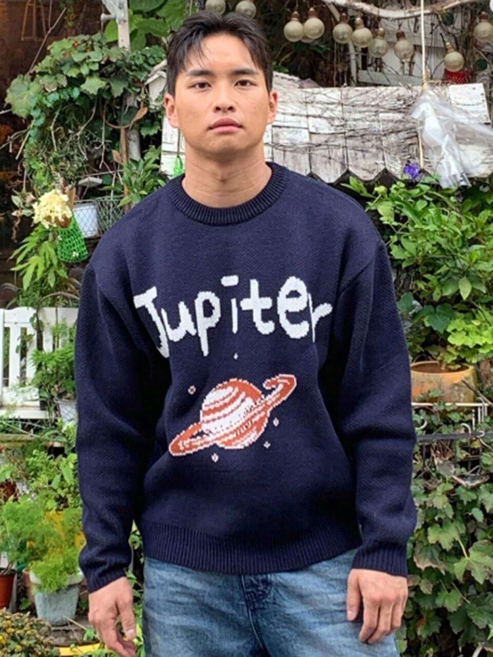 Men's Minimalist Loose Fit Planet & Text Print Long Sleeve Pullover Sweater