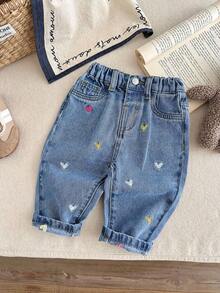 SHEIN Baby Girl Y2K Colorful Heart Embroidered Loose Flared Denim Pants, Blue, Heart Jeans Baby Girl,Fall Clothes,Autumn Clothes ,Casual And Fashionable Vacation Outfits, Baby Jeans Pants Girls, Toddler Girl Jeans Winter - Light Wash - View 5