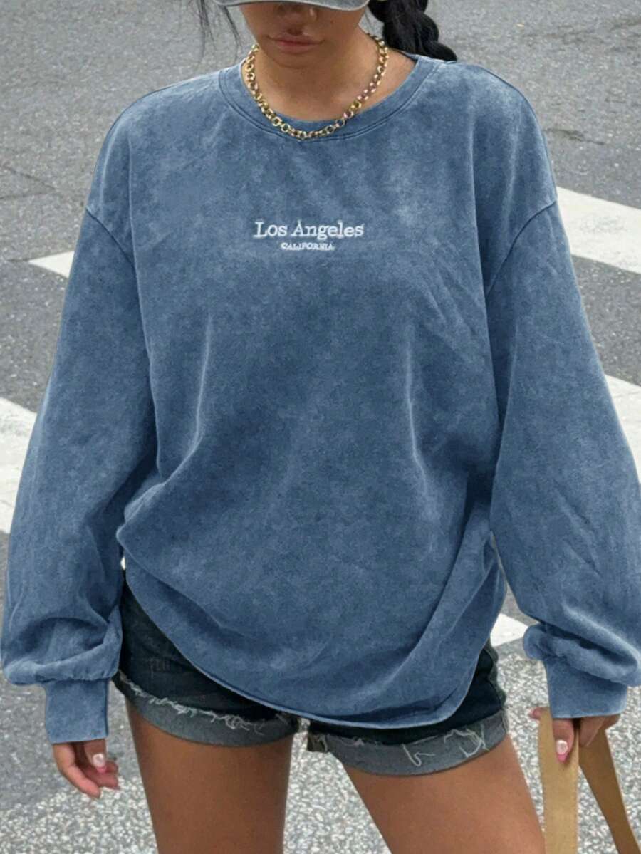 SHEIN EZwear Plus Size Acid Washed Look Vintage Knitted Distressed Loose Fit Long Sleeve T-Shirt Blue Sweatshirt/Fall/Winter - Baby Blue - View 1