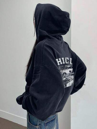 DAZY Sudadera con capucha de manga larga con estampado de letras y coches de carreras, para otoño/invierno