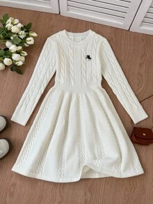 SHEIN Tween 女童休闲混色提花花卉刺绣圆领长袖束腰连衣裙，学院风，百搭，适合所有季节 - 白色 - 查看 2
