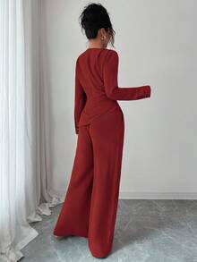 SHEIN Raffinéa Bộ 2 áo thun tay dài màu trơn viền gấp bất đối xứng cho nữ - Rỉ Nâu - Xem 2