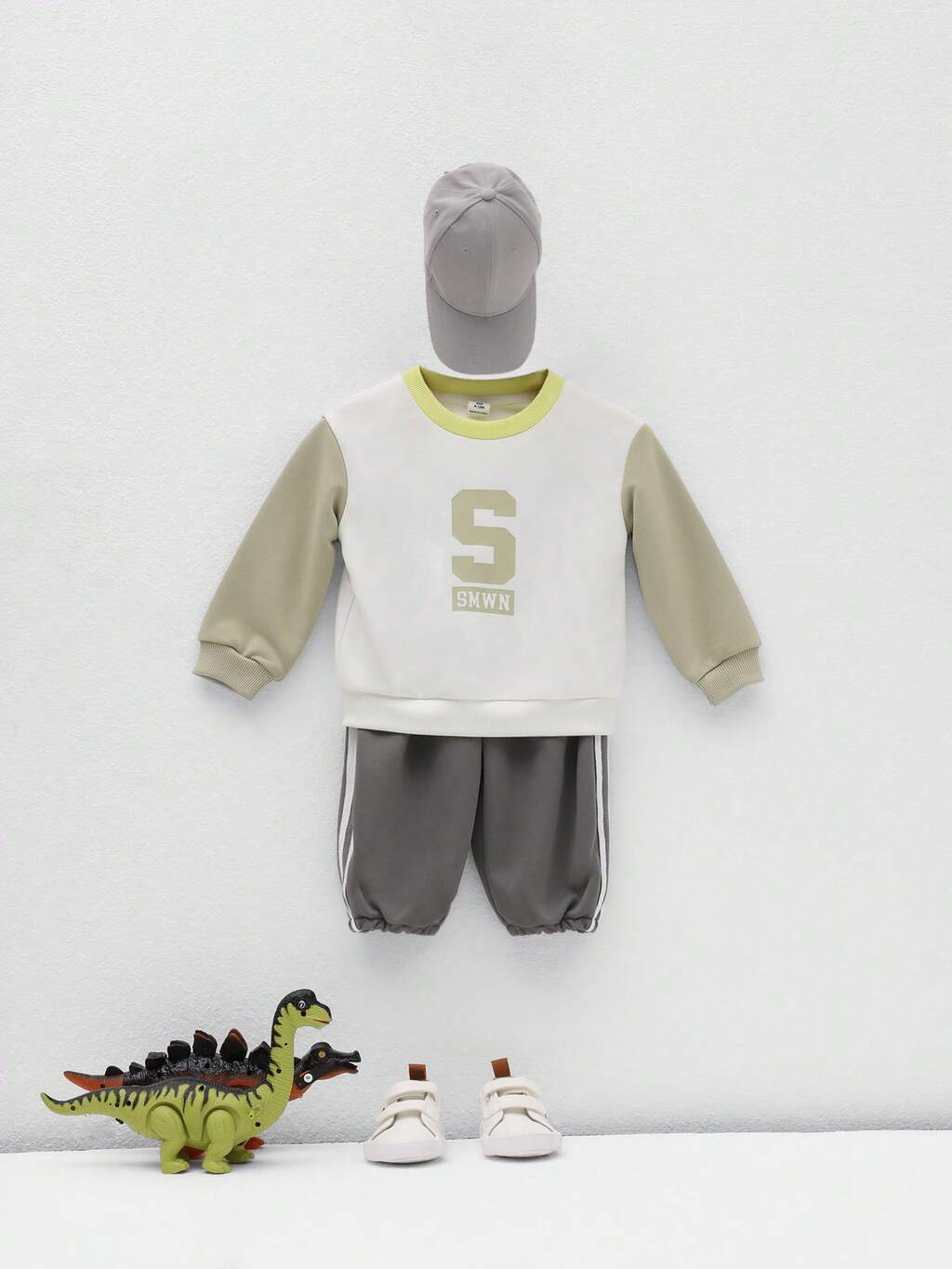 Color Block Sweatshirt And Jogger Pants Set