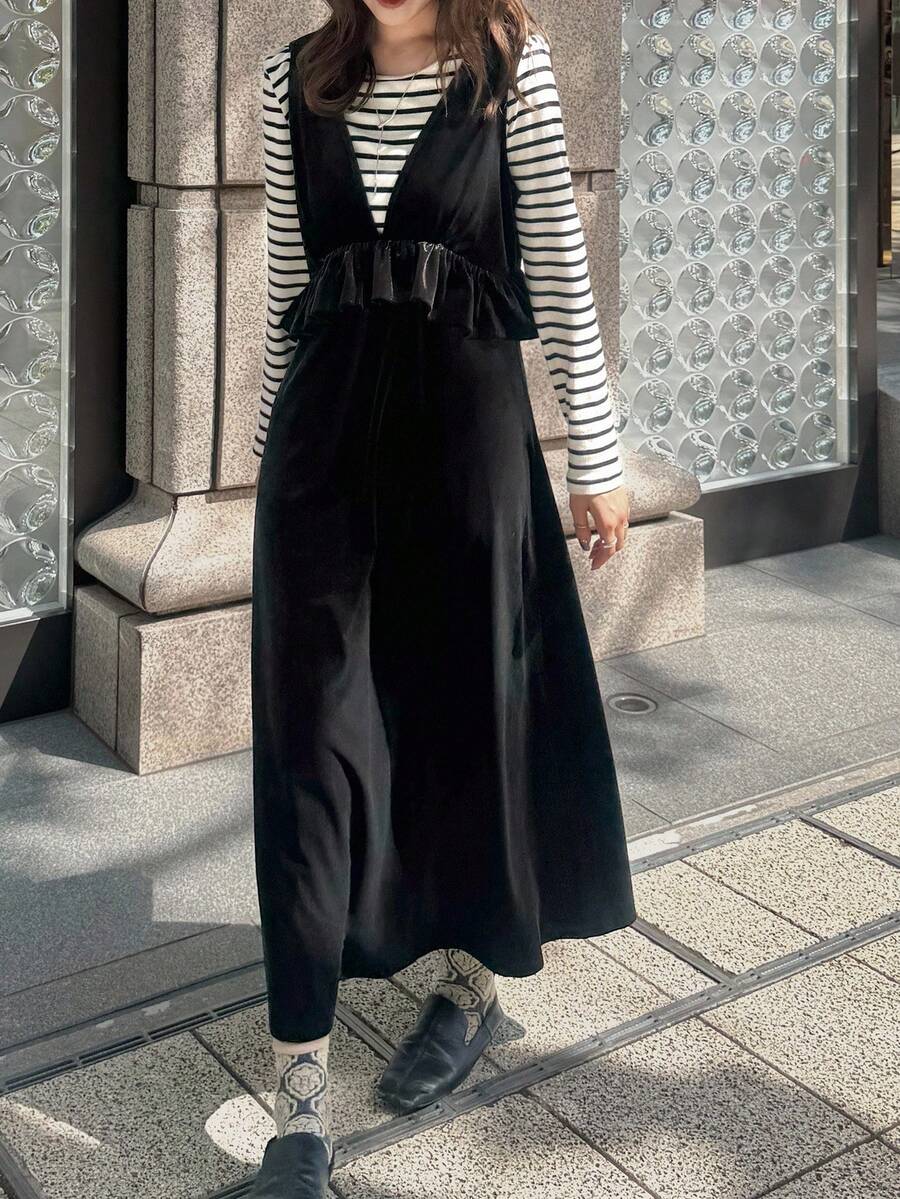 FRIFUL Women's Solid Color Ruffle Trim Deep V-Neck Dress, Autumn Dress - Black - View 1