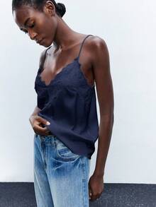 Maija 女士蕾丝拼接可调节吊带宽松上衣，优雅浪漫时尚舒适休闲，适合商务、度假、派对等场合，深蓝色，适合夏季外出、毕业典礼等场合。 - 藏蓝色 - 查看 4