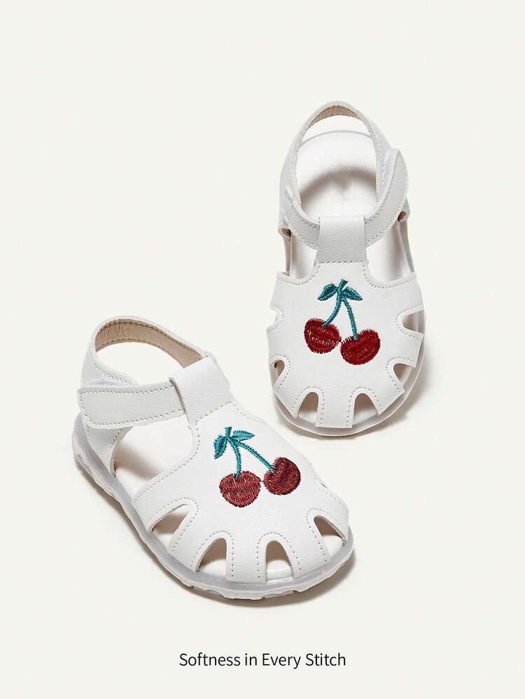 Girls Sweet Cute Cherry Embroidered Flat Sandals Suitable For Summer Wear Idyllic Basic Fun Cute Baby Sandals Vacation