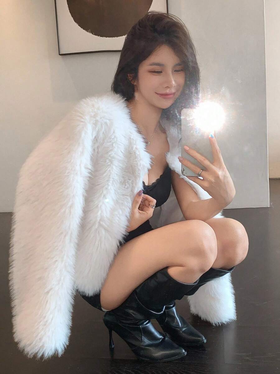 DAZY Women's Korean Style Solid Color Fluffy Jacket Fall/Winter Fluffy Coat - White - View 1