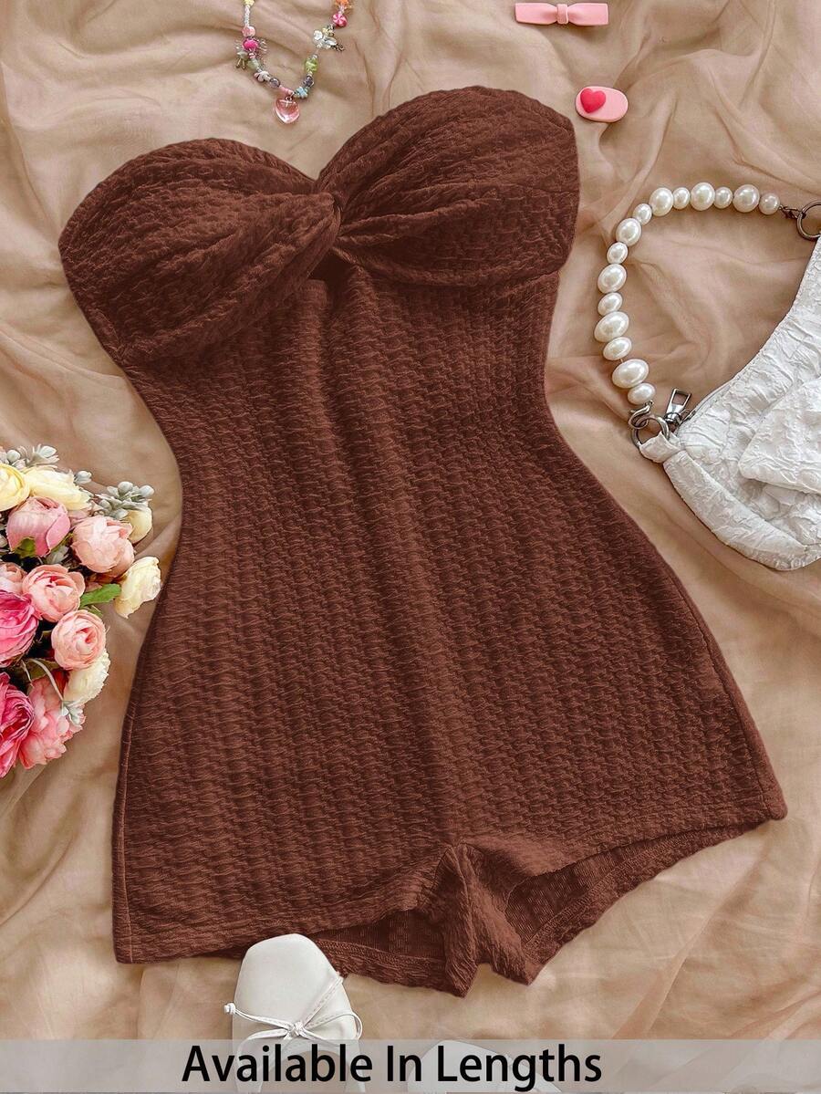 SHEIN PETITE CURVE Plus Size Solid Color Twist Front Bandeau Romper