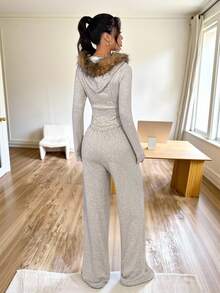 SHEIN EZwear Set de 2 piezas de top con capucha y pantalones casuales para mujer - Albaricoque - Ver 2