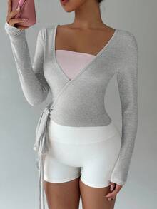 FavEase 粉色瑜伽健身运动高弹柔软裹身V领长袖短款紧身T恤，时尚简约休闲优雅百搭衣橱必备设计，适合女性，春秋季 - 灰色 - 查看 4