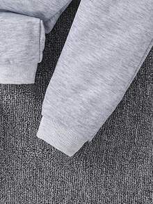 SHEIN 2 件套男婴休闲英文标语图案圆领运动衫和裤子套装，轻便舒适，适合秋冬季，时尚休闲装，适合派对、户外、摄影、节日、礼物