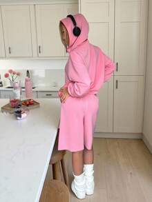 CovetEZ 2件套女士休闲粉色连帽衫和短裤套装 - 粉色 - 查看 2