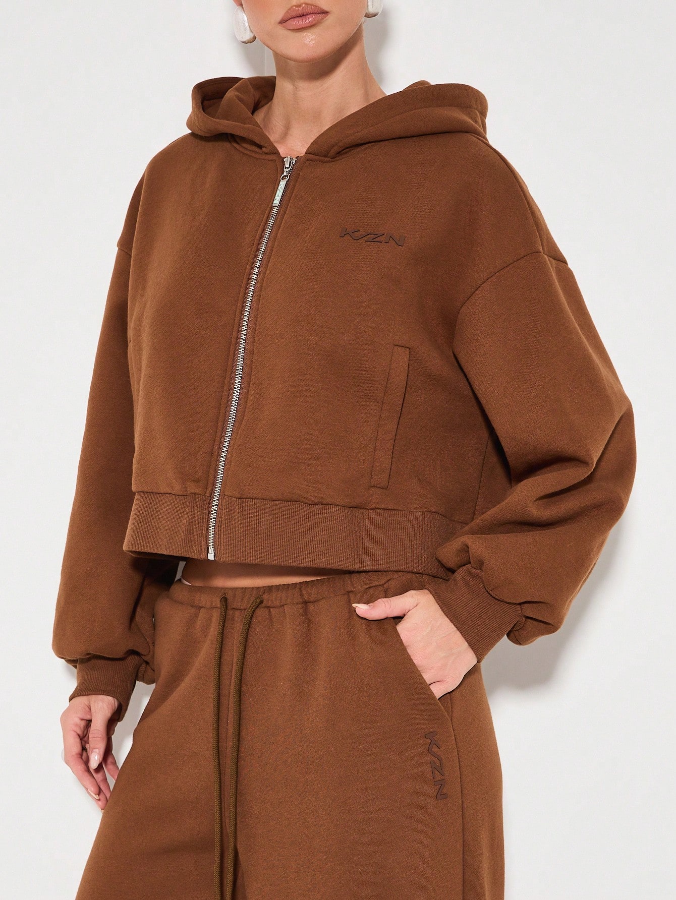 KIZN Jogginghose mit hoher Taille und weitem Bein und Seitentaschen