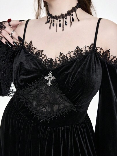 EDITION Vestido maxi de terciopelo de talla grande con hombros descubiertos, mangas acampanadas y abertura alta, con bordado de estilo gótico oscuro y de iglesia palaciega para Halloween