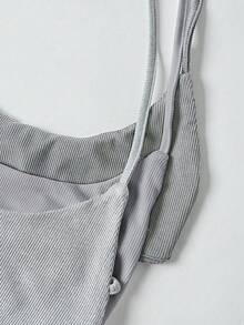 EgrlEra Áo hai dây mảnh phối màu đa năng dành cho nữ - Xám - Xem 3