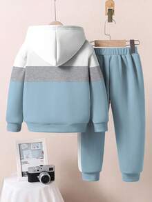 SHEIN 年轻男孩休闲宽松舒适大号英文字母拼色街头潮流 Y2K 风格宽松连帽卫衣 2 件套，适合秋冬季 - 彩色 - 查看 4