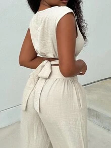 Alexandranx Women's Solid Color Back Tie Blouse And Pants Casual 2 Pieces Set, Two Pieces Set Of Loose Top And Wide-Leg Trousers With Ties At The Back, Solid Color V, Elegant And Casual, Suitable For Daily Wear, Spring/Summer - Green - View 3