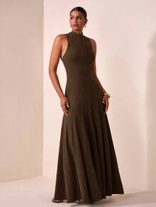 Zivah 2025年初秋秋夏新款 日常约会 通勤 商务 淑女优雅 沙滩 邮轮 派对 简约 流行 生日派对 高级派对 小立领 无袖 伞裙 超长连衣裙 军绿色拉绒粗针织修身长裙 女士超长连衣裙-A - 咖啡棕 - 查看 5