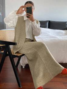 Livesso Bộ 2 món áo không tay cổ chữ V và chân váy rộng rãi cho nữ - Màu Khaki - Xem 1