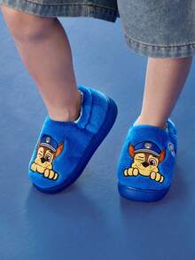 SHEIN | PAW Patrol Zapatillas de estar por casa suaves y cálidas con bordado de dibujos animados Chase azul para niños y niñas, suela ligera y duradera de EVA, uso en interiores con banda elástica antideslizante, para primavera, otoño e invierno