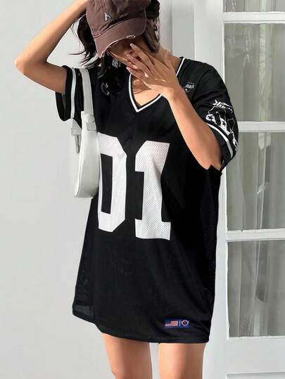 SHEIN EZwear 运动号码图案足球球衣 T 恤连衣裙