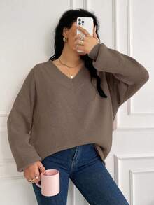 EURMUSE Plus Size Women's Solid V-Neck Casual Pullover Sweater - Mocha Brown - View 3
