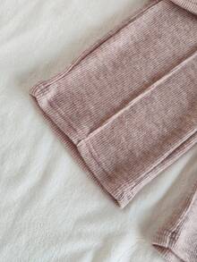 SHEIN Vintaside Kids 2 piezas Conjunto de top de manga larga y pantalones casuales y versátiles para niñas bebé, adecuado para primavera, otoño e invierno, para uso diario - Albaricoque - Ver 7