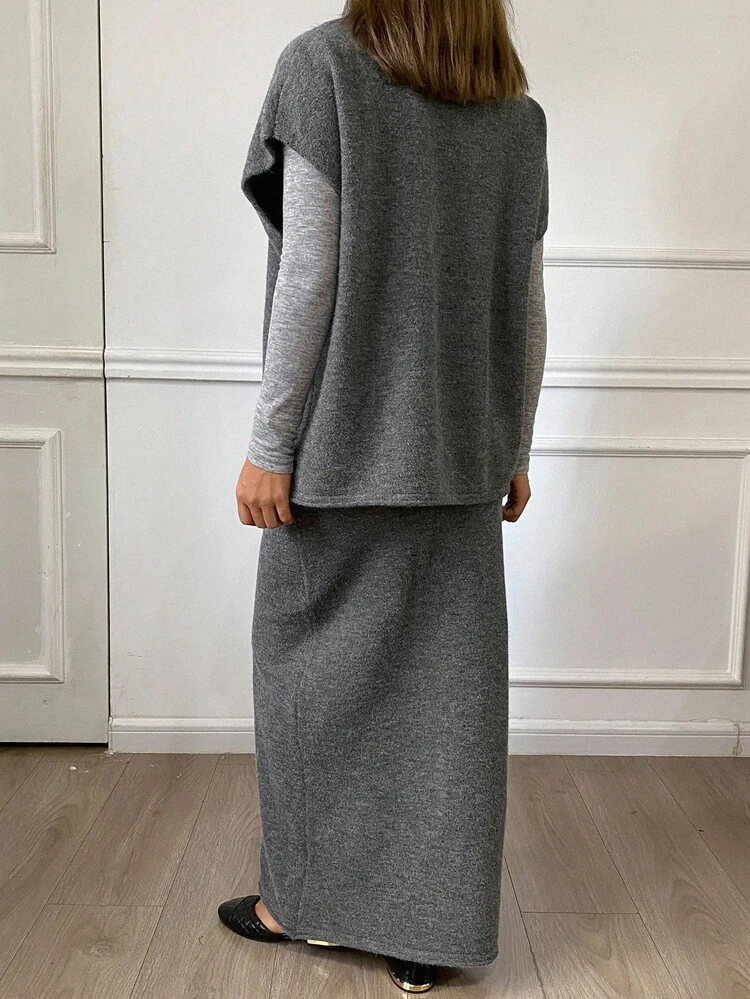Women's Solid Color Loose Turtleneck Sleeveless Pullover Sweater And A-Line Skirt Casual Street Style Knit 2 Pieces Set, Autumn/Winter
