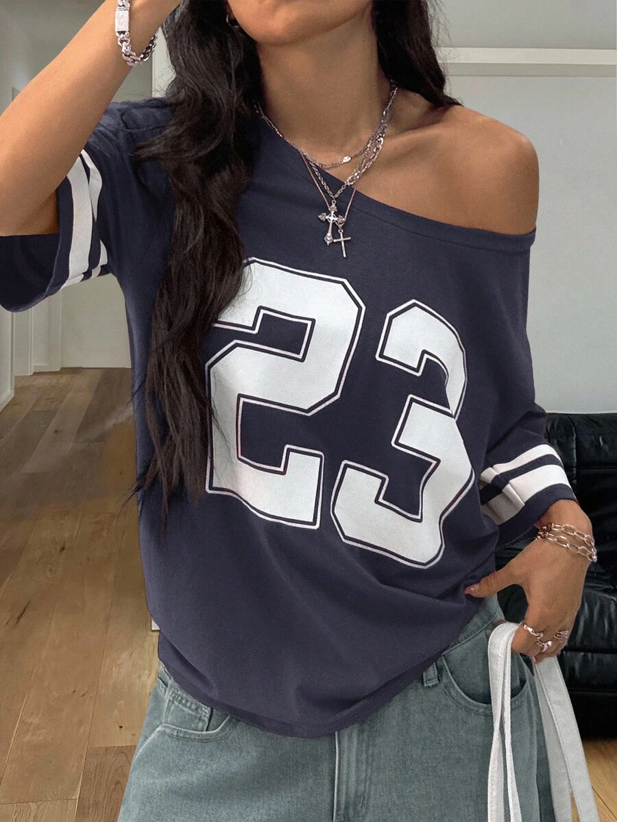 Coolane 女士春夏街头服饰新年外出复古露肩数码图案撞色条纹红色T恤 - 藏蓝色 - 查看 1