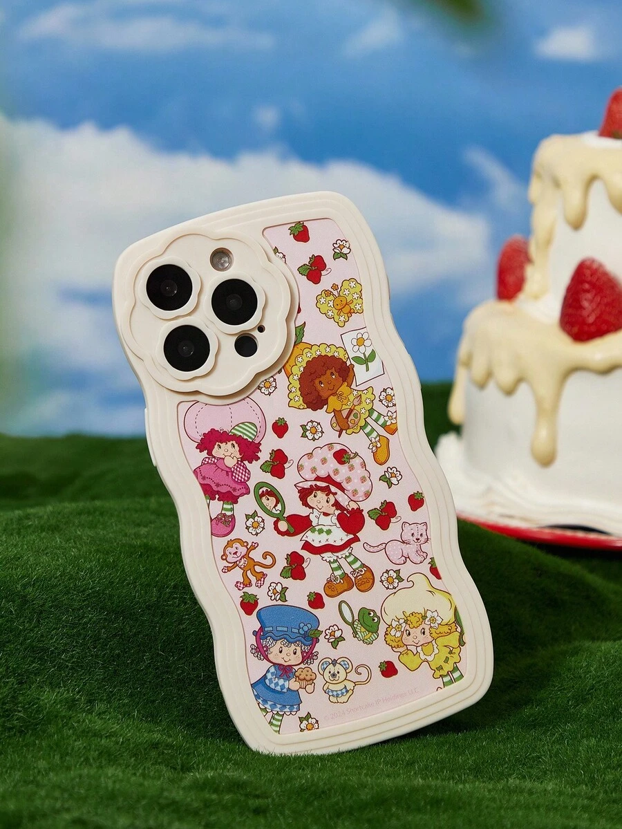 Strawberry Shortcake X SHEIN 卡通人物及草莓图案波浪边手机壳 - 杏色 - 查看 1