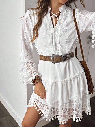  Vestido de mujer estilo occidental de unicolor con parches, bordado, encaje, cuello en V, cintura con lazo, volantes en el bajo, mangas acampanadas con flecos "LanaWest"