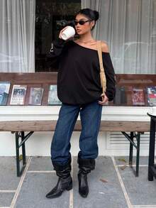 Muchica Sudadera holgada y versátil de punto negro con hombros calados para mujer, top de manga larga con hombros descubiertos para otoño/invierno