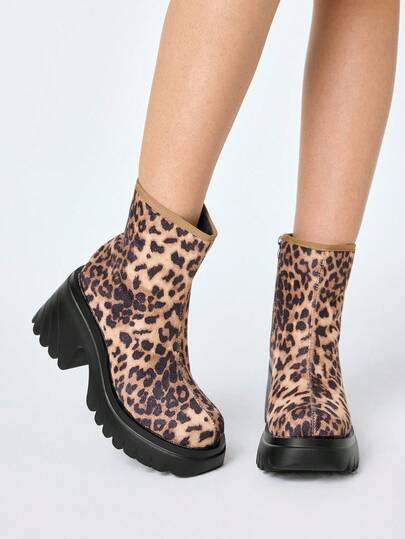 Goth Women's Leopard Print Lace-Up Ankle Boots, Dark Rock Punk Goth Party Dress Boots, Y2K Campus Style Knight Boots, Leather Motorcycle Boots, Platform Mid-Calf Boots