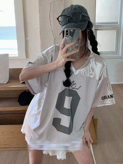 DAZY 女士 V 领短袖休闲运动 T 恤夏季