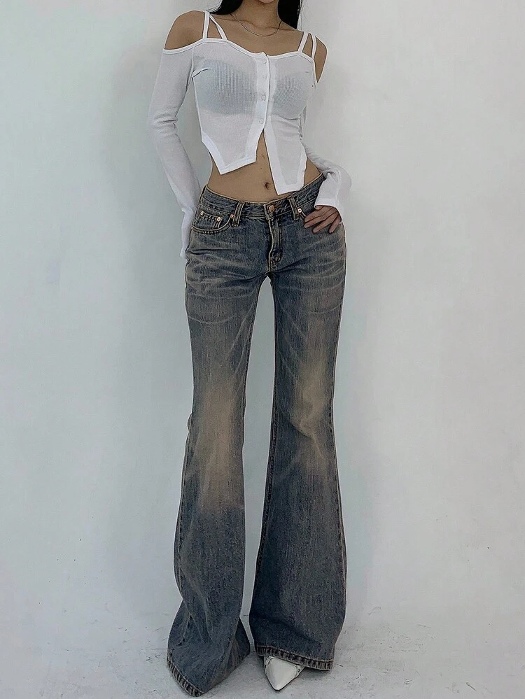 Women's Front Button Pocket Simple Casual Flare Leg Jeans Low Rise Jeans
