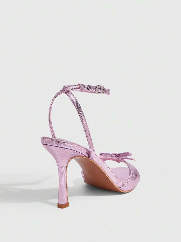 CUCCOO SZL Women's Gold Metallic Checkered Heart Rhinestone Decor Strap Ankle Strap Sandals, Fashionable Glamorous Sexy Metallic Round Toe High Heels For Summer