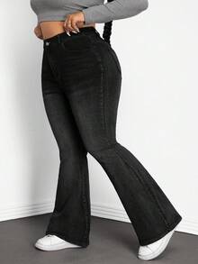 SHEIN CURVE+ 大码女式修身喇叭腿纽扣口袋休闲牛仔裤 - 黑色 - 查看 4