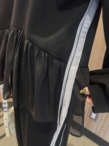 FRIFUL Sweatshirt Pullover Wanita Kerah Bulat dengan Patchwork Kain Kontras, Hem Bergelombang, Dekorasi Pita Samping, Lapisan Termal, Tebal untuk Musim Gugur dan Musim Dingin - Hitam - View 6