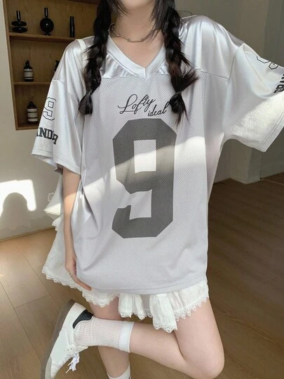 DAZY 女士 V 领短袖休闲运动 T 恤夏季